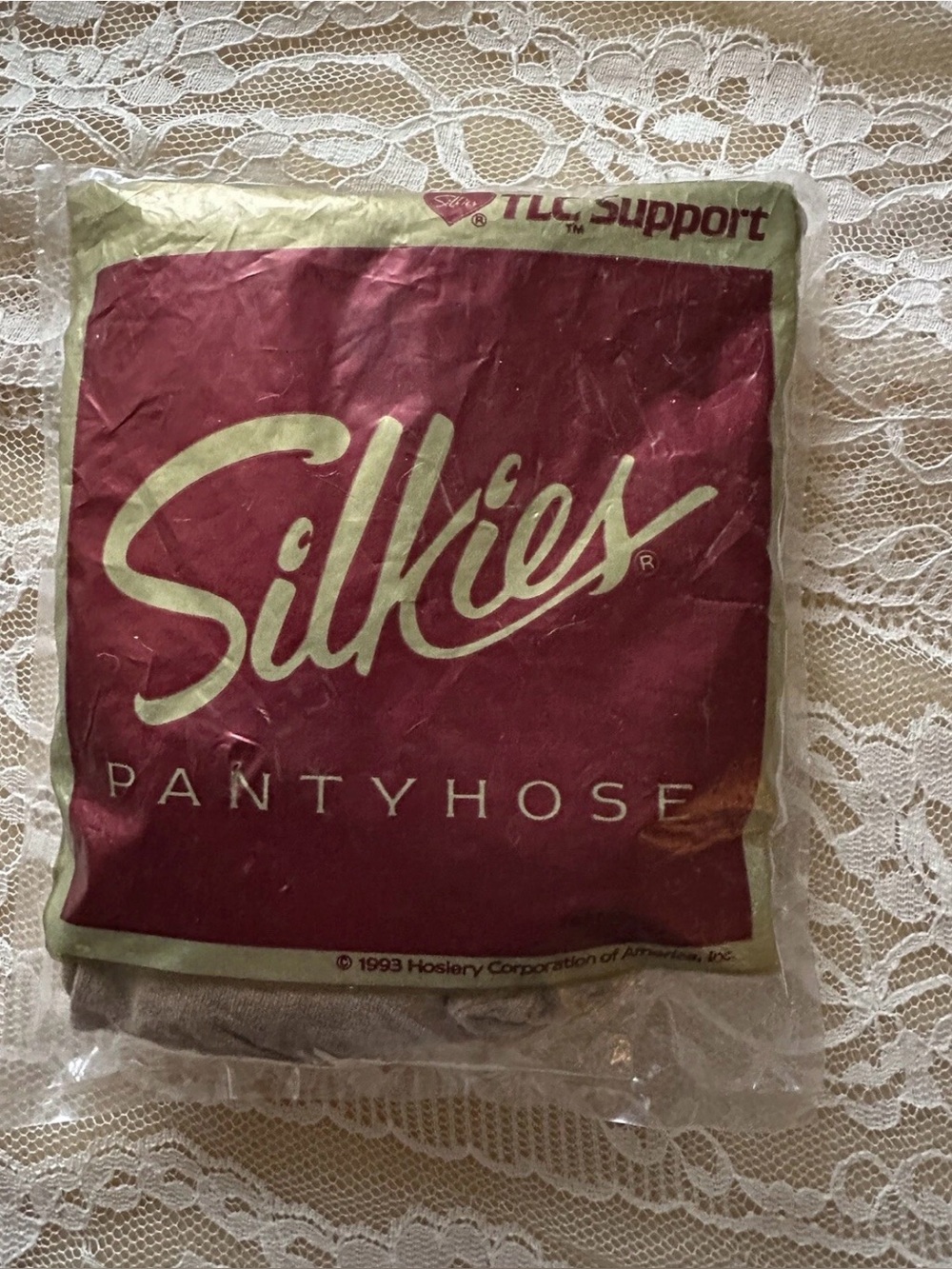 NEW 1 Pair Silkies total leg control, SMALL NUDE 300